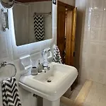 Traditional * Γαλαξίδι
