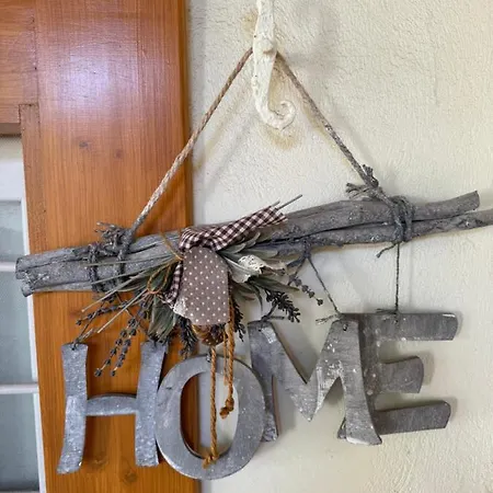 Traditional * Galaxidi